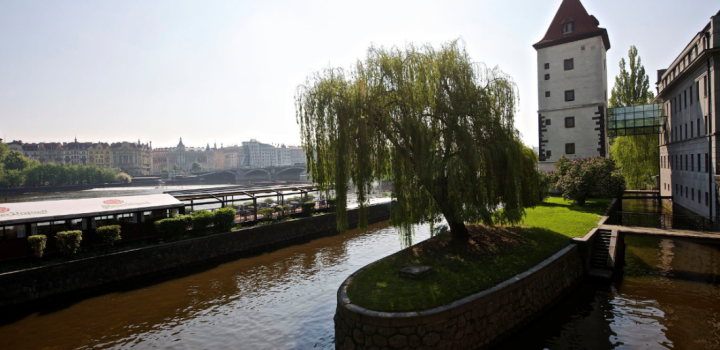 Luxusní byt s balkonem Anděl 157m
