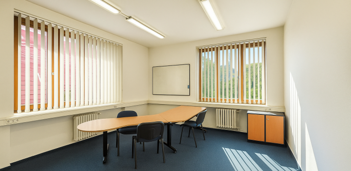 Kancelářské prostory k pronájmu, Praha 9 -