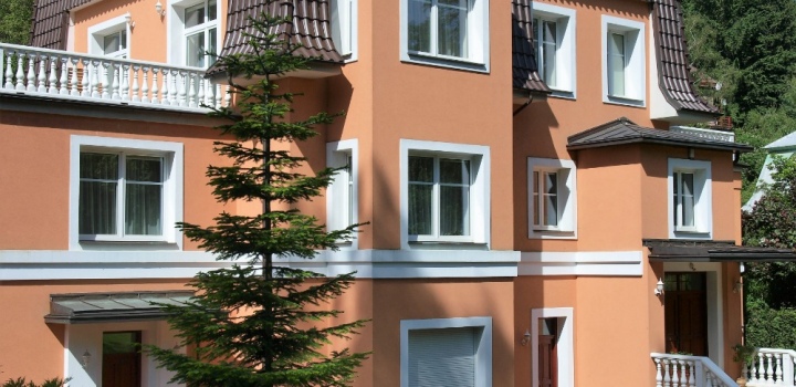 Luxusní vila na prodej s pozemkem na Praze