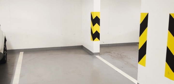 Prodej garážového stání, Praha 8 - Karlín