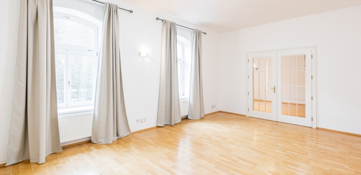 Prodej luxusní kancelářské budovy - Praha
