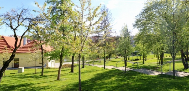 Bytový dům na prodej Střešovice - 384m