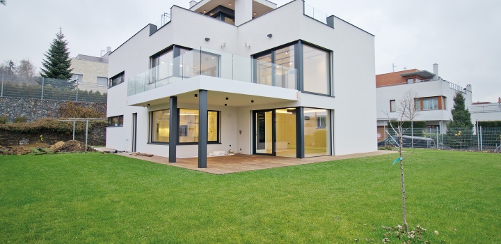 Luxusní rodinný dům na pronájem, Praha 5