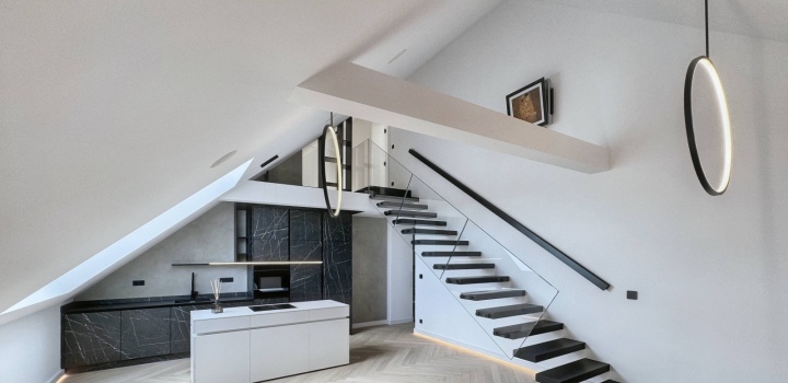 Prodej luxusního mezonetu 4+kk Karlín, Praha