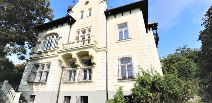 Luxusní prvorepubliková vila na prodej v Praze