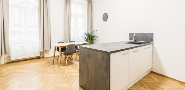 Luxusní byt k pronájmu - Nové Město - 127m