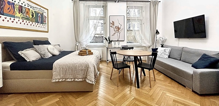 Prodej luxusního bytu 1kk na Malé Straně –