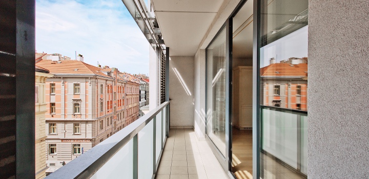 Pronájem bytu 4+kk s balkóny, Praha 5 Smíchov