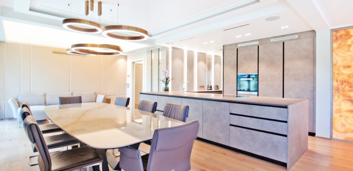 Luxusní byt 4+kk se zahradou na prodej, Praha