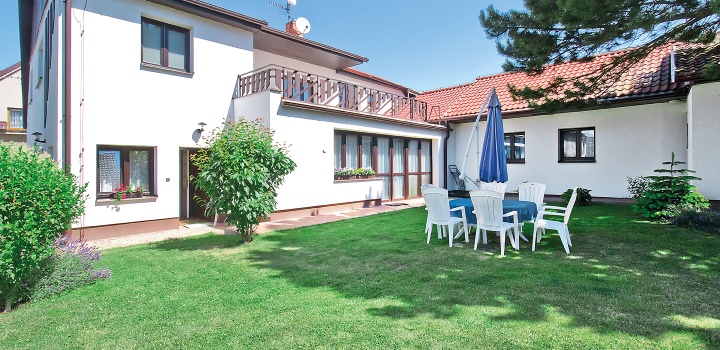 Prodej rodinného domu, Praha-východ - 310 m²