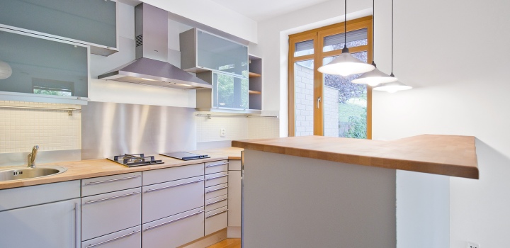 Pronájem bytu se zahradou, 98 m2 – Praha