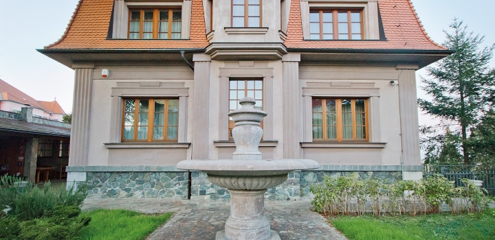 Pronájem historické vily, Praha 5 - Malvazinky