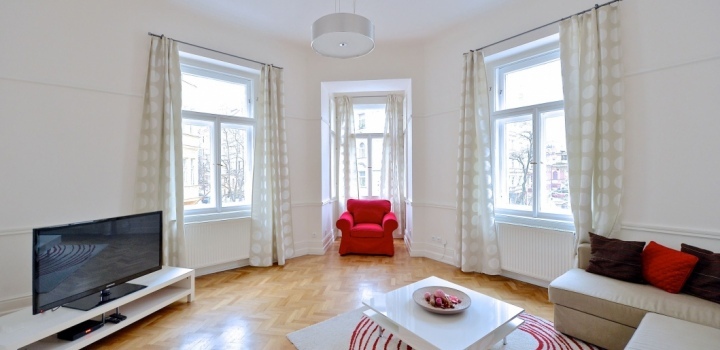 Luxusní byt k pronájmu Praha 2 - 103m