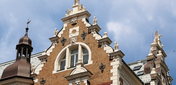 Luxusní byt Janáčkovo nábřeží 350m