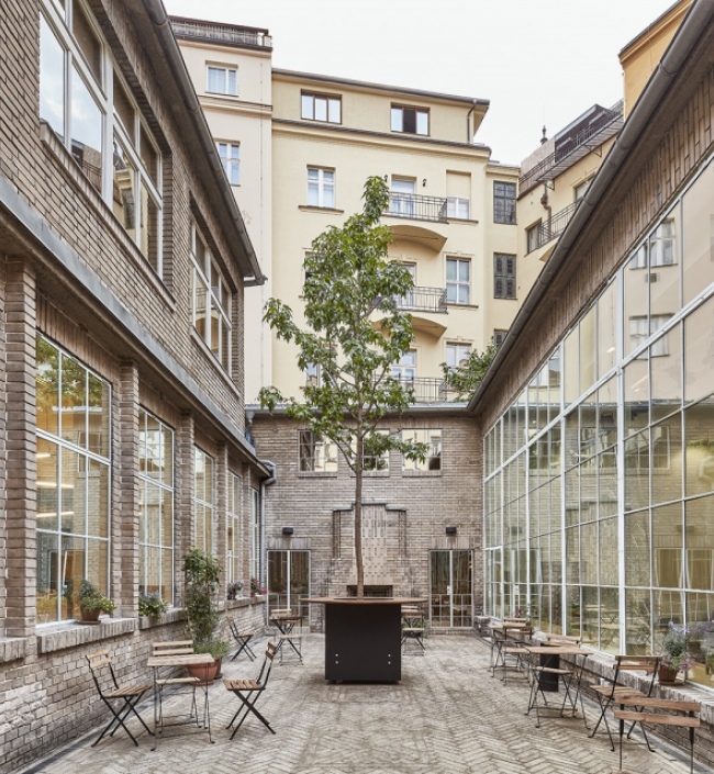 Kancelářské prostory k pronájmu, Praha 1 - 28 m2 2