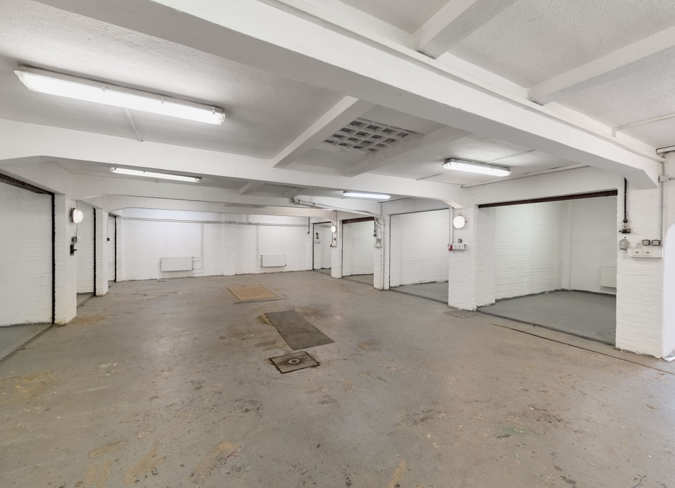 Commercial building for sale, Prague 10 - Vršovice 6