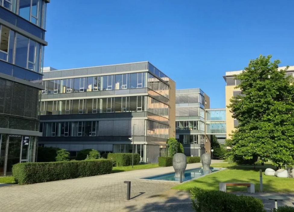 Pronájem kancelářských prostor, Praha 5 - 2 540 m² 3