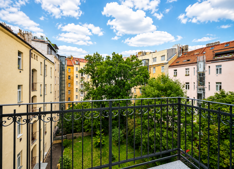 Pronájem bytu s balkonem 2+kk, Vinohrady, Praha 2 - 58 m² - Sedmikáska 1