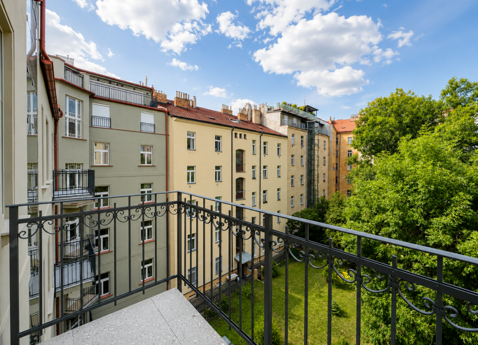 Pronájem bytu s balkonem 2+kk, Vinohrady, Praha 2 - 59 m² - Snoubenci 4
