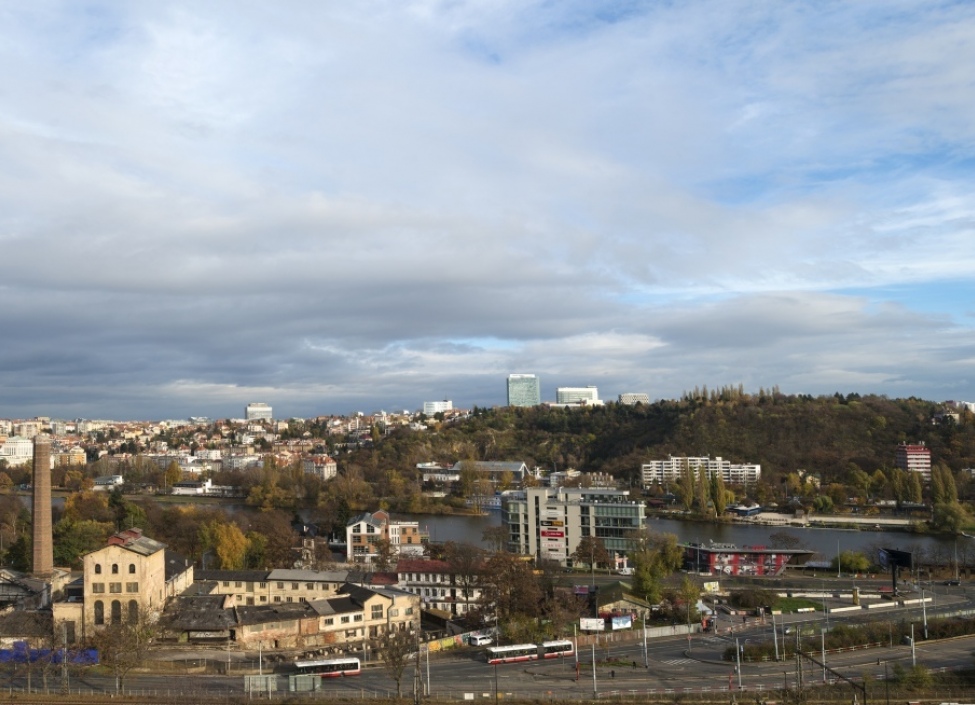 Loft with terrace Prague 5 / 豪华阁楼公寓出售 10