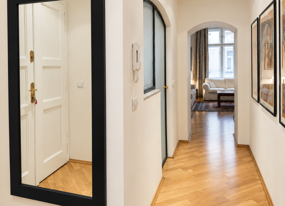 Luxusní byt 3+1 k pronájmu Nové Město, Praha 2 - 80 m2 3