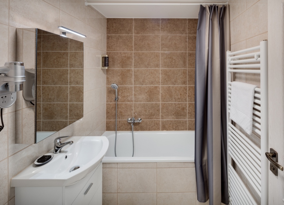 Luxusní byt na pronájem - Praha 7 - 81m 2