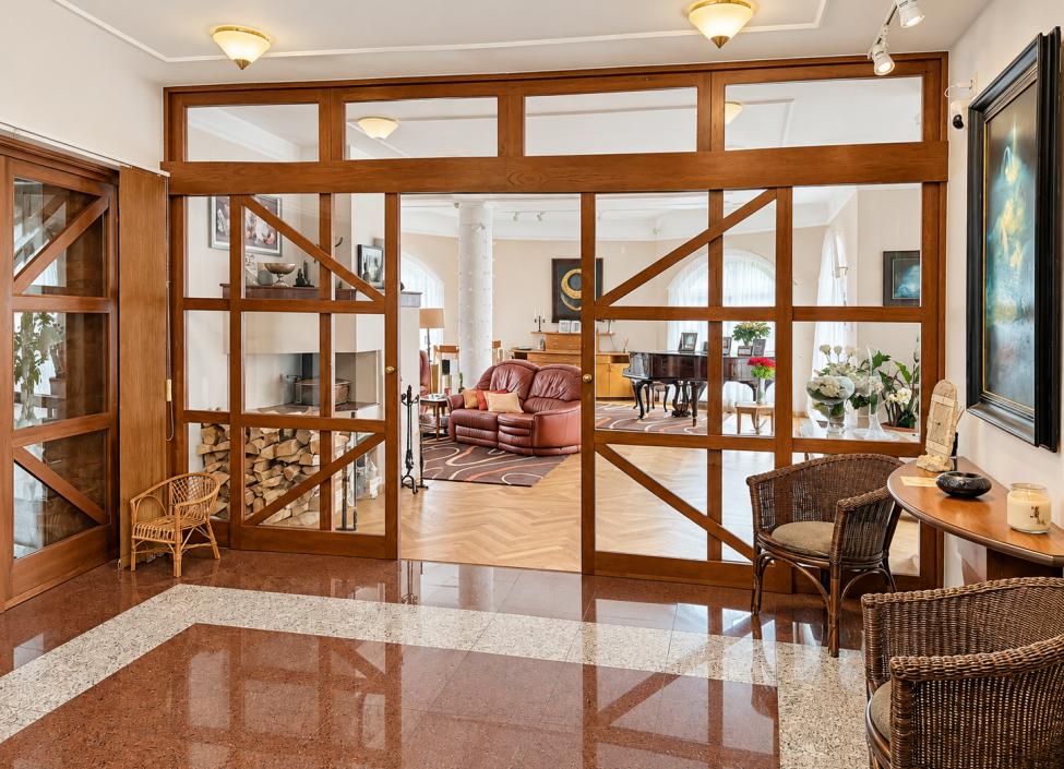 Prodej luxusní vily s wellness, Kamenice - 785 m2 7