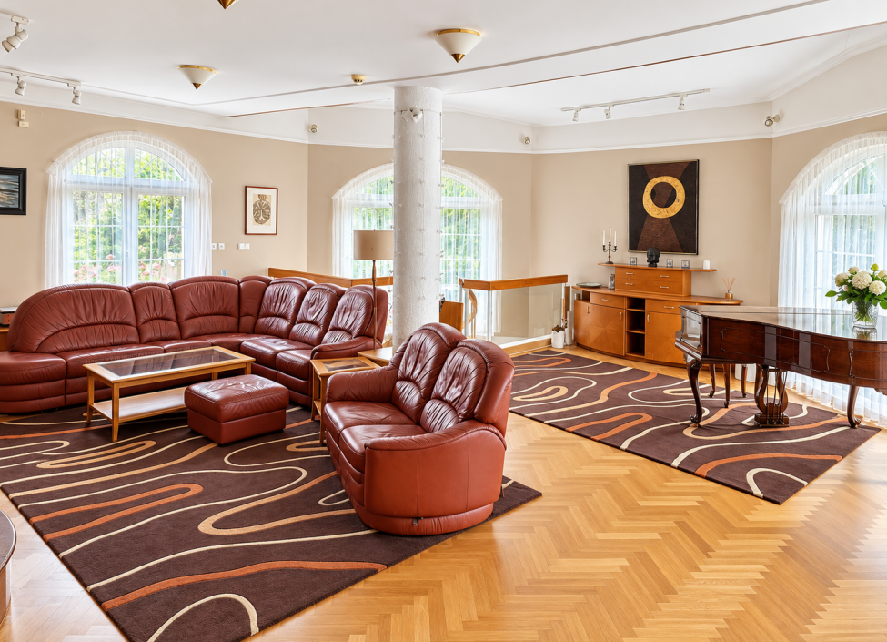 Prodej luxusní vily s wellness, Kamenice - 785 m2 10