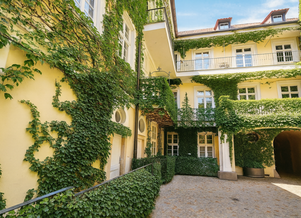 Pronájem luxusního bytu s terasou 4+1, Praha 1 Malá Strana - 187 m 2