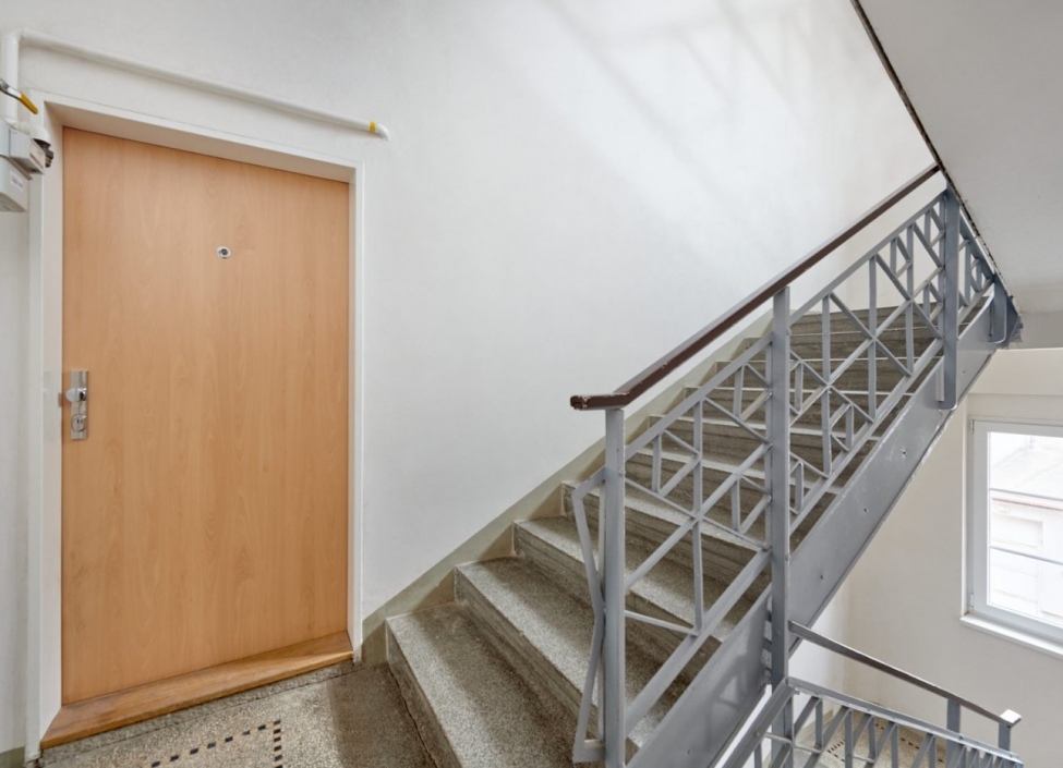 Apartment 1 + kk for sale - Praha 10 -Hostivař, 33 m 4