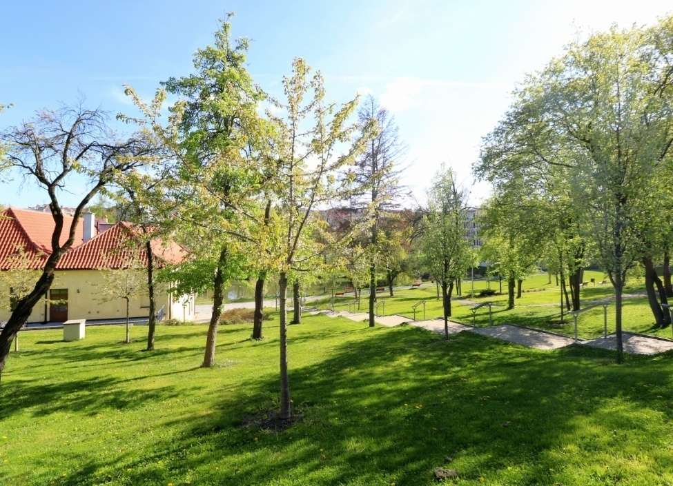 Prodej mezonetové bytové jednotky 3+kk, Praha 6 - Střešovice - 103 m2 1