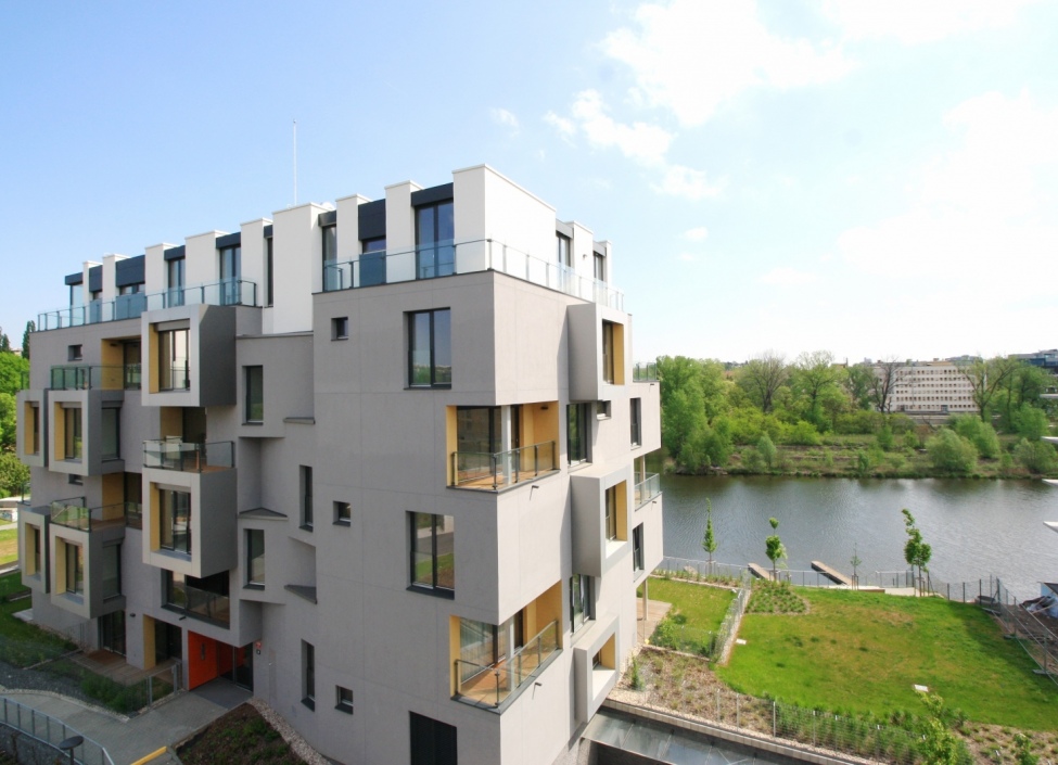 Apartment for rent near river 57m 4