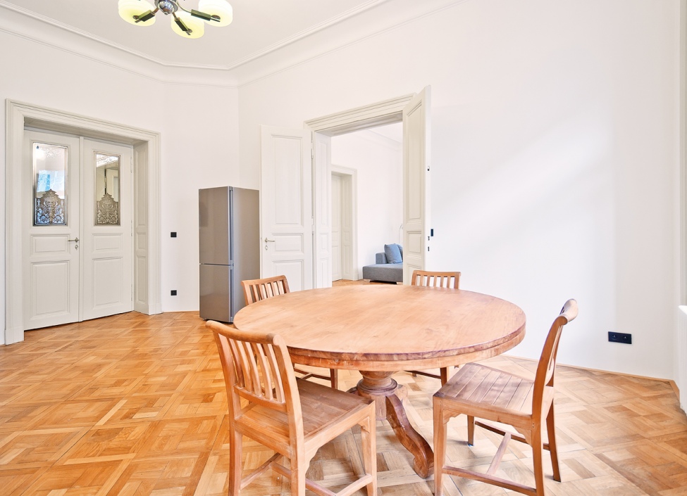 Velkorysý byt 3+1 na pronájem, Praha 2 - Vinohrady - 152m 1