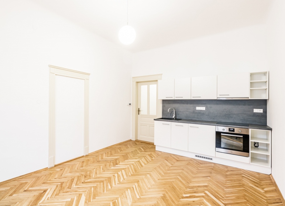 Luxusní byt na pronájem Nové Město - 87m 0