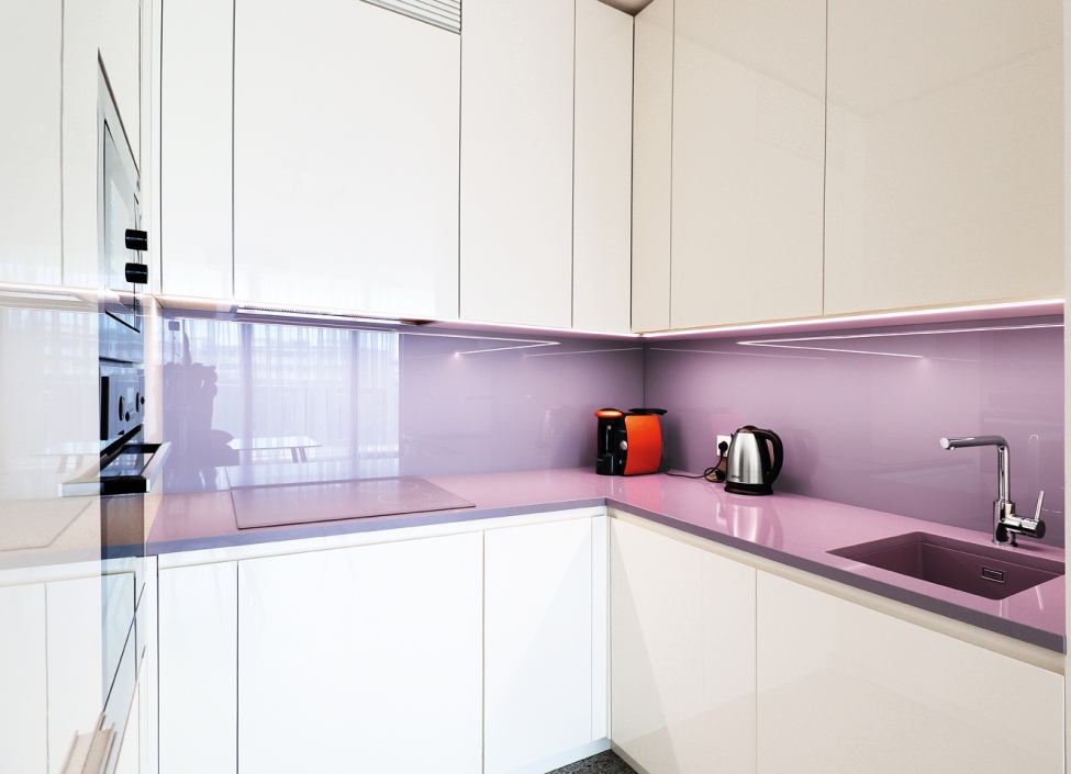 Luxusní byt na pronájem - V Tower 112 m2 1