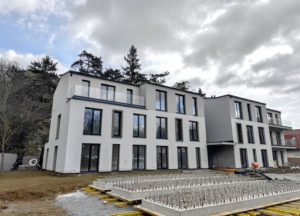 Luxusní byt 2+kk s předzahrádkou, Praha 5 – 54 m2 4