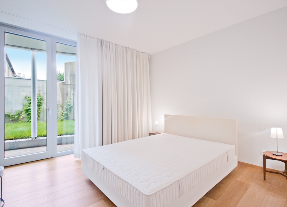  Luxusní byt 2+kk na krátkodobý pronájem 88 m2-Praha 5 0