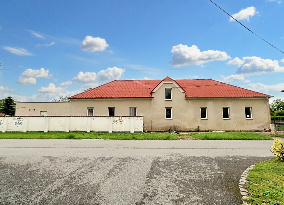 Prodej rodinného domu, Dobřichovice - 453 m² 0