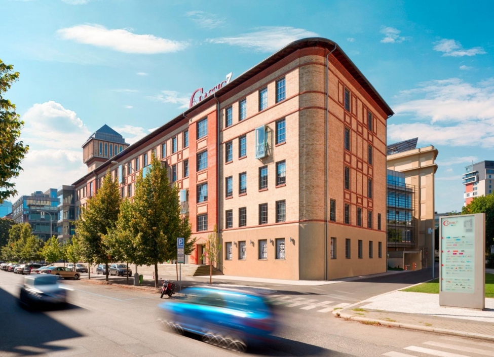 Pronájem kancelářských prostor, Praha 7 - 653 m² 0