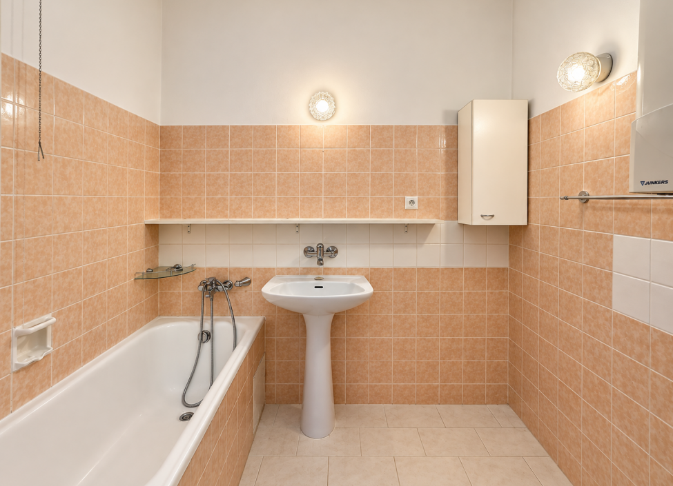 Prodej bytu 3+1 se dvěma balkóny, Praha 4 - 96 m² 5
