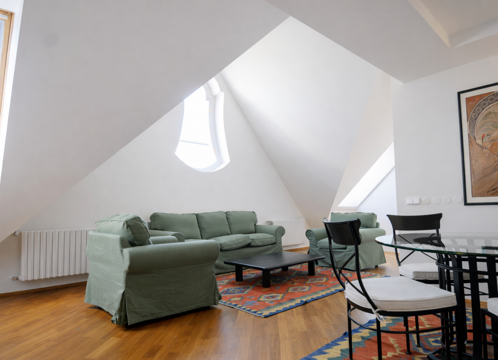 Luxusní byt na pronájem 3+1 Nové Město, Praha 2 - 108 m² 0