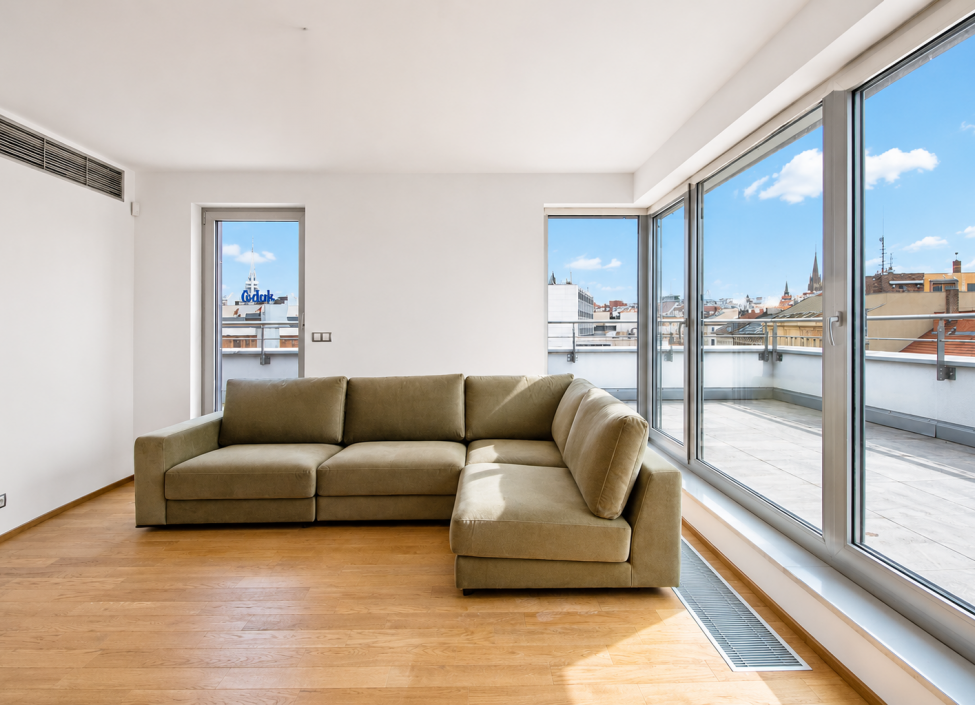 Luxusní penthouse s terasou na prodej - Praha 215m 2