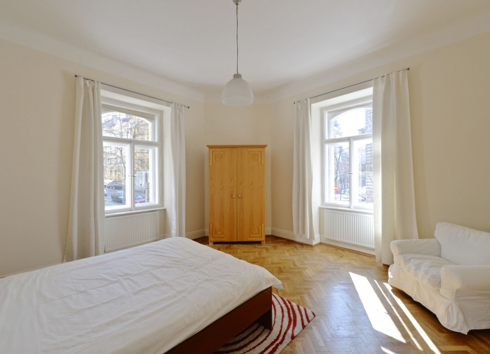 Apartment for rent Prague 2 - 169m 0