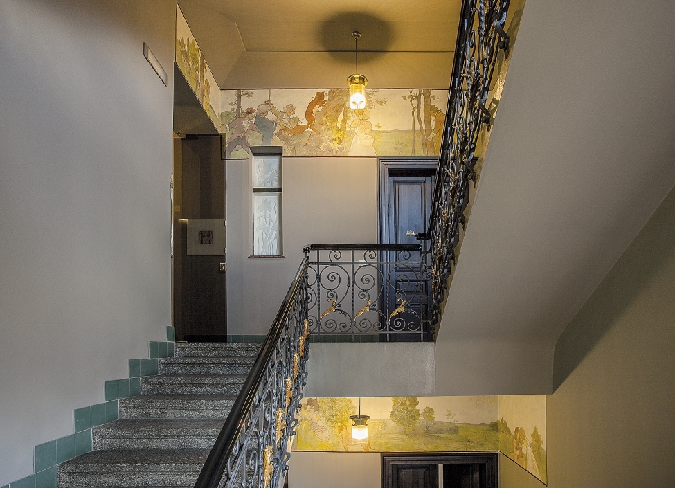 Luxury apartment Janáčkovo nábřeží 250m 1