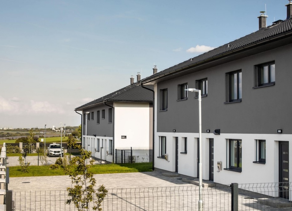 Prodej luxusního řadového domu - 117 m2 0