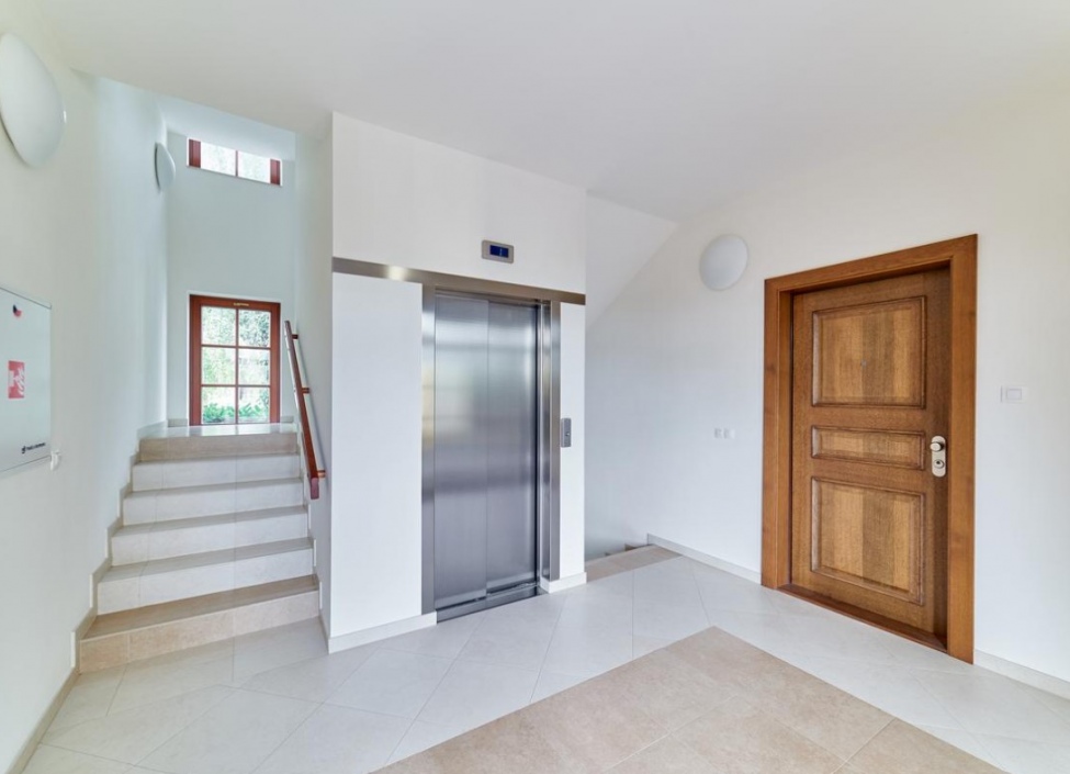 Luxury apartment 4+kk for rent in Prague 8 - Trója - 135m 4