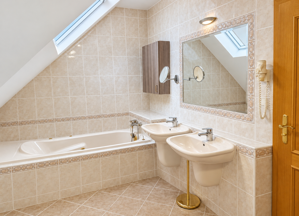 Prodej luxusní vily s wellness, Kamenice - 785 m2 17