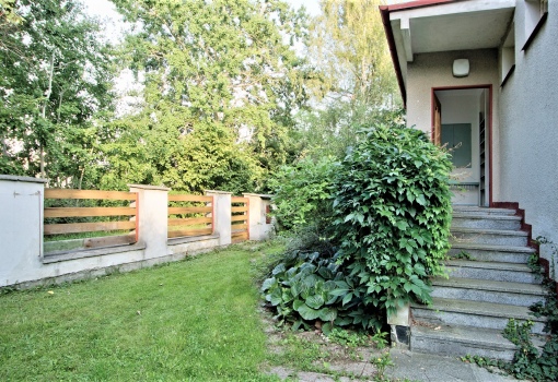 Luxusní vila na prodej - 916 m²