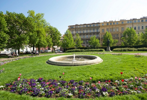 Bytový dům Praha 5 - 2237 m²