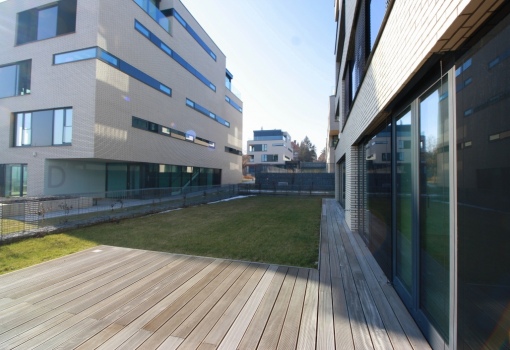 Byt Střešovice 328 m²